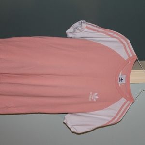 Adidas T-shirt